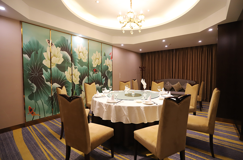 【餐廳】典雅小(xiǎo)包（8-10人(rén)）